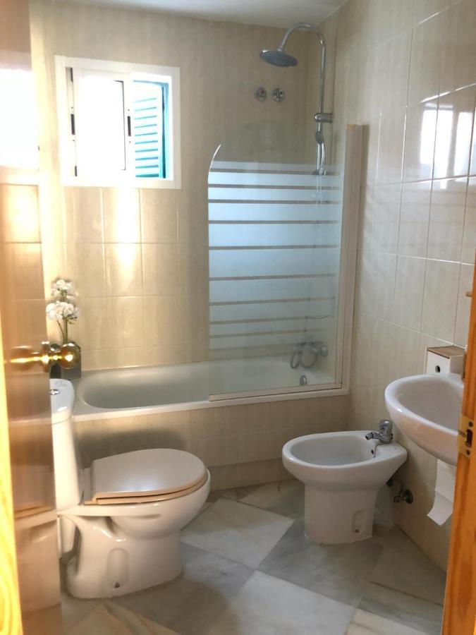 Apartamento En Urbanizacion Los Enebros 韦尔瓦 外观 照片